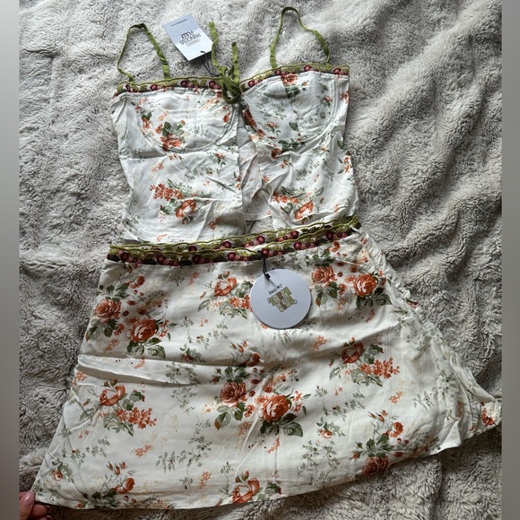 Princess Polly RINGA ROSEY Set Skirt and Top NWT - Picture 2 of 4